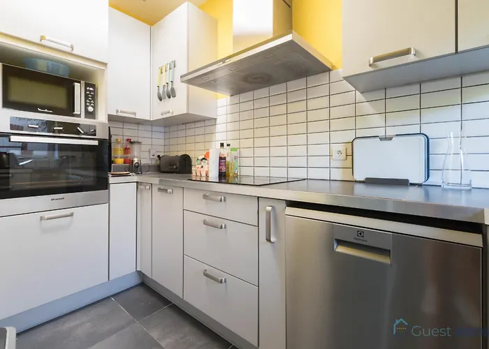 L'oasis - Proche - Wifi - Jardin بيت للعطل *